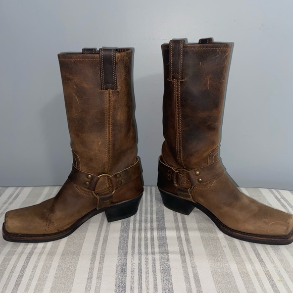 Frye Womens Harness 12-R Boot size 7 1/2 Medium 77300-3 - Picture 3 of 5